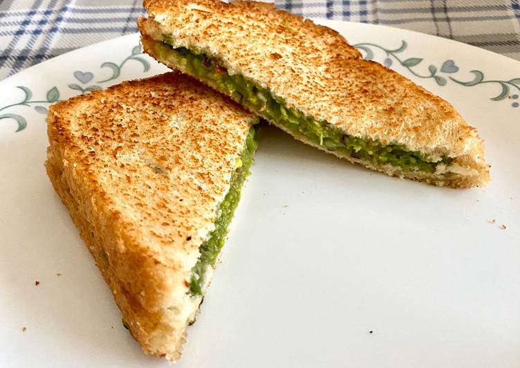 Avacado Sandwich Avacado Sandwich
