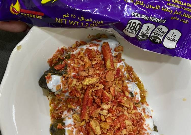 فتة ورق عنب بشبس Takis