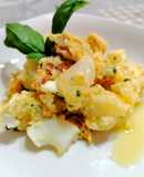 Insalata di pollo, patate e uova sode