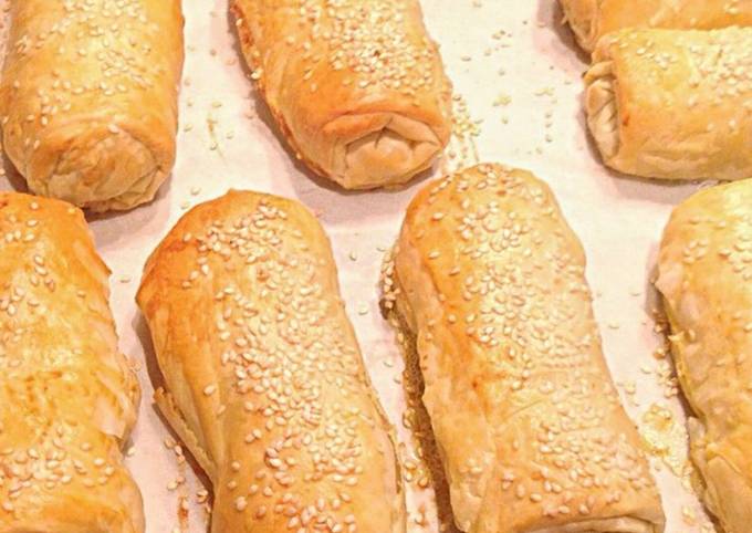 Mushroom and chicken filo rolls