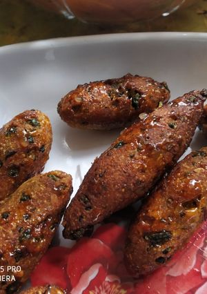 करेले के छिलके के बेबी फिंगर (Karele ke chilke ke babay finger recipe in hindi) रेसिपी मुख्य फोटो