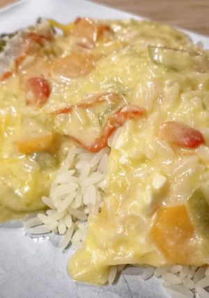 Une photo de Cabillaud, riz et poivrons au curry au Cook Expert