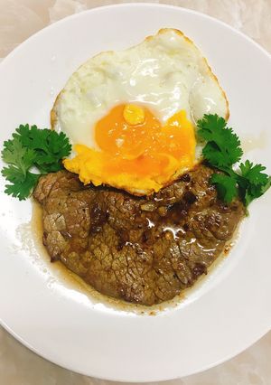 Hình của món Bò bít tết.