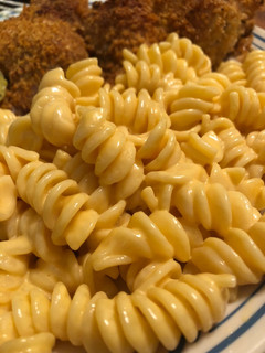 A picture of Creamy Stove Top Mac and Cheese.
