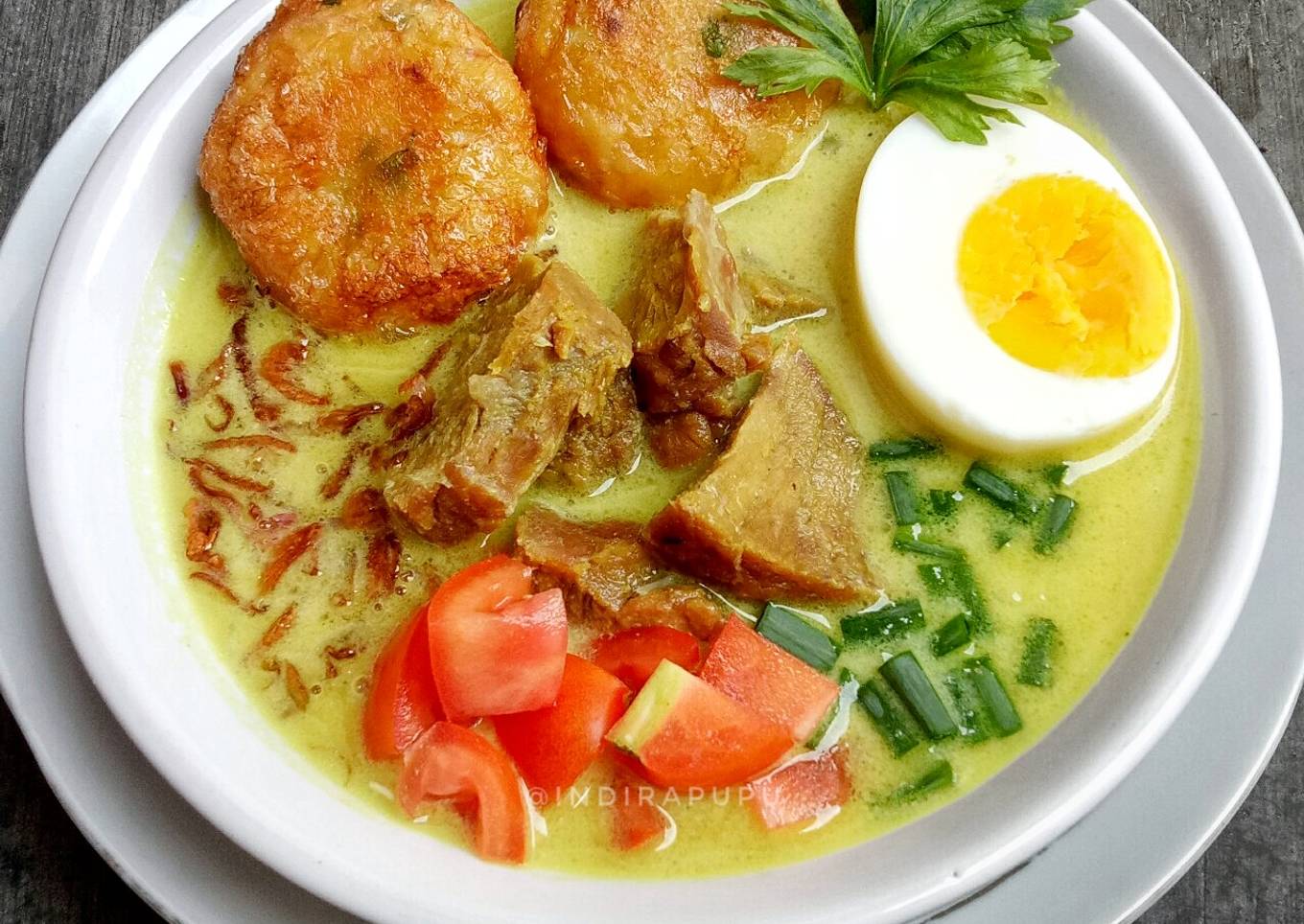 Soto Daging Kuah santan