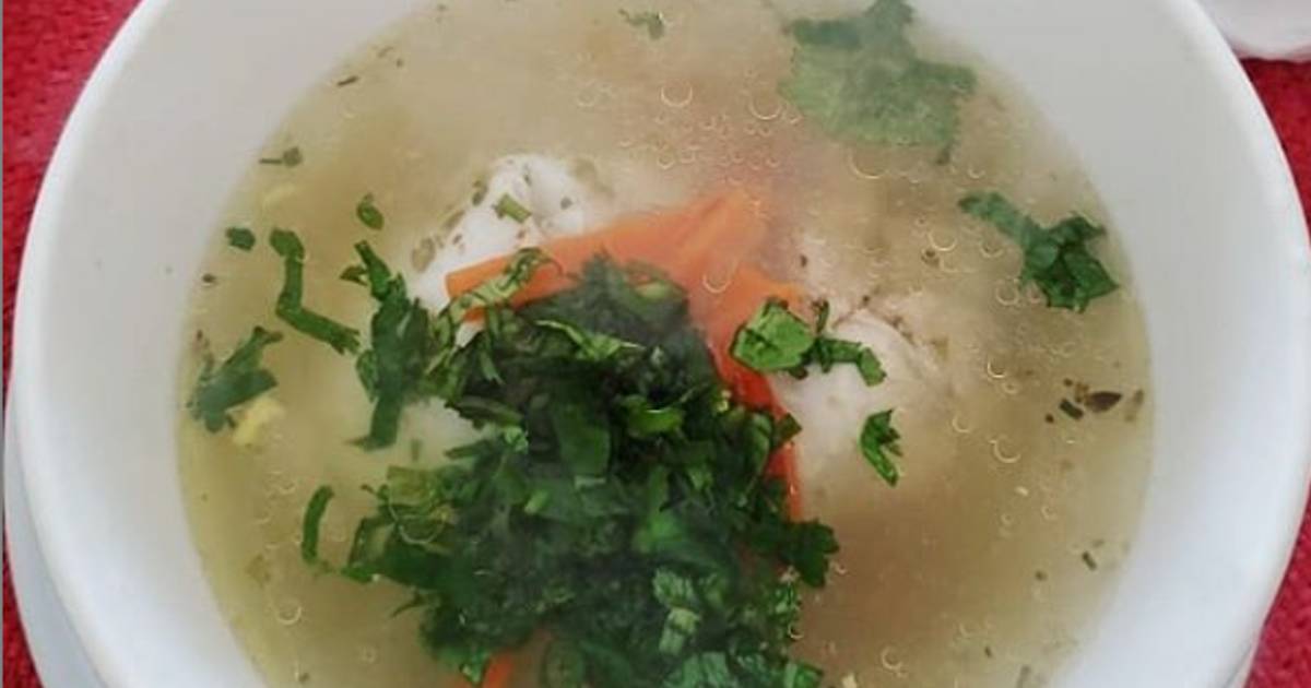 Consomé de pollo Receta de Macarena Aguilera C. Cookpad