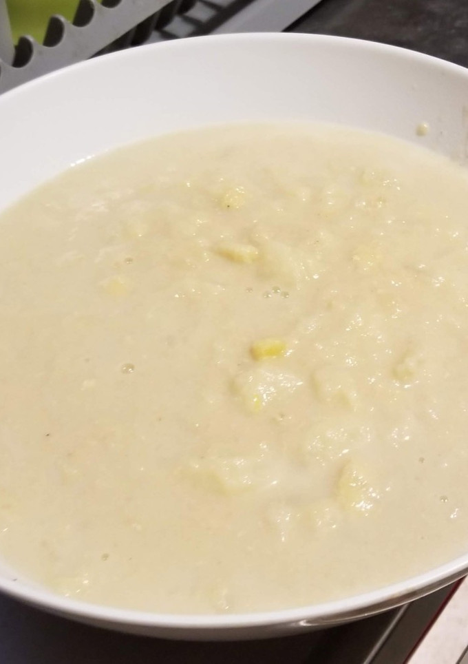 Una foto de Postre de peras y bananas light