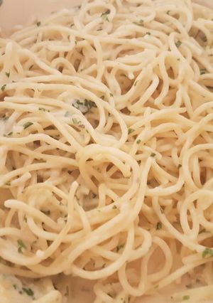 A picture of Pasta with yogurt.