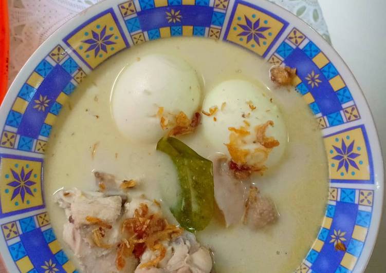 Opor ayam telur by apri