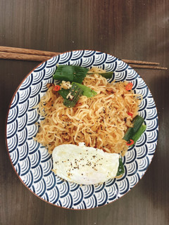 有夠簡單炒泡麵 的食譜成品照片