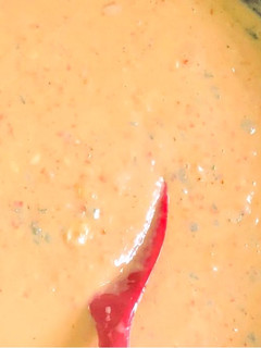 A picture of Creamy Sauce with flour mix.