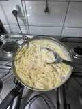 Macarrão Calabresa e Bacon, ao molho de batata e queijo