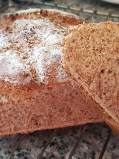 Una foto de Pan rápido de harina integral y espelta en Thermomix