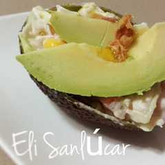 Una foto de Pasión por el aguacate! !! Relleno de ensalada de cangrejo
