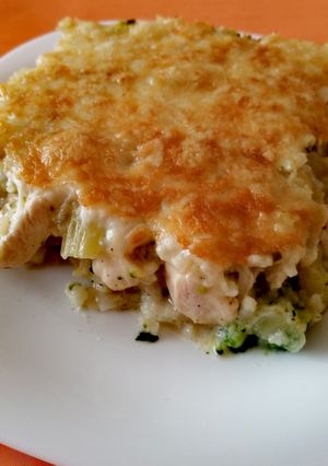Csőben sült brokkolis csirkemell, zelleres rizzsel 🥦🍚 recept fotója