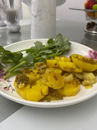 Easy Way Make Recipe Potatoes and minced beef that is Perfect, Perfect}