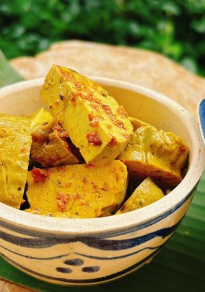 Hình của món Chả tàu hũ ki kho nghệ.