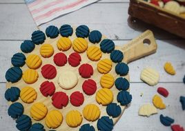 Biskut Susu 3 Bahan Semangat Wira Kecil