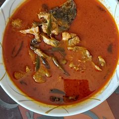 A picture of Fish curry.