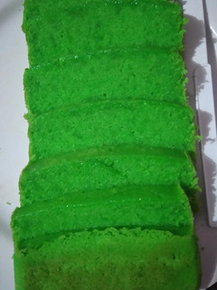 Foto resep Condensed Milk Pandan Pound Cake