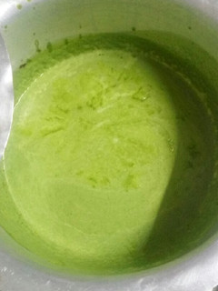 A picture of Potato and watercress soup.