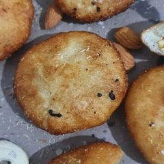 A picture of Kakra pitha.