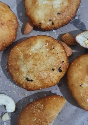 A picture of Kakra pitha.
