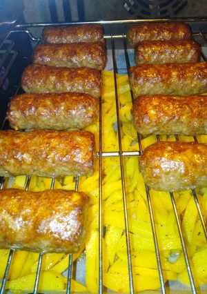 O poză a rețetei Mici cu cartofi la cuptor.