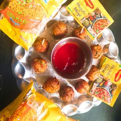 A picture of Maggi poppers.