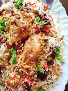A picture of Chicken Dum Biryani.