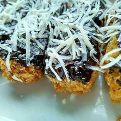 Nugget Pisang রেসিপির প্রধান ছবি