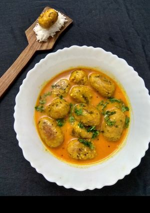 A picture of Bhaat Na Rasawala Muthia.