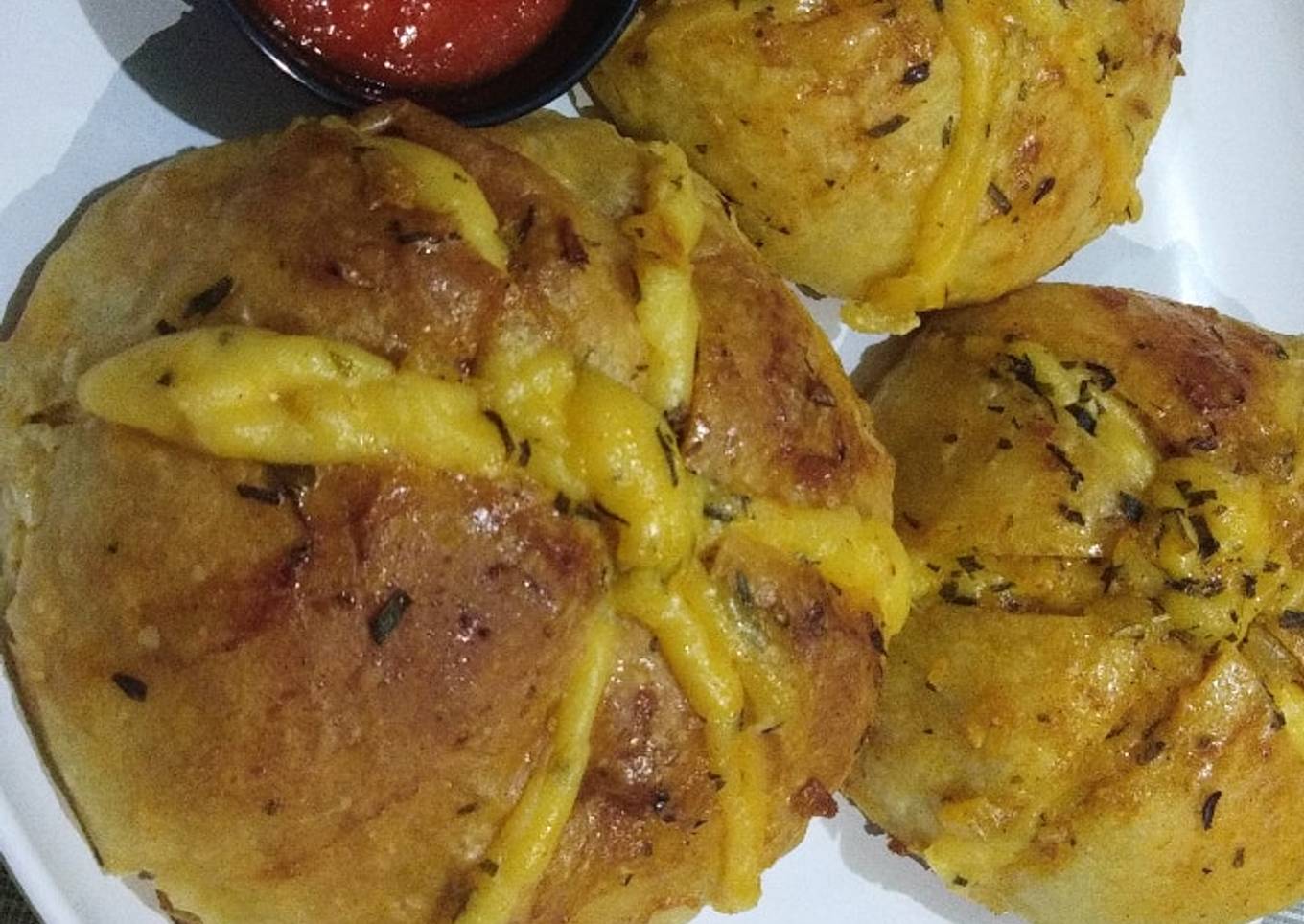 Korean Garlic Cheese Bread