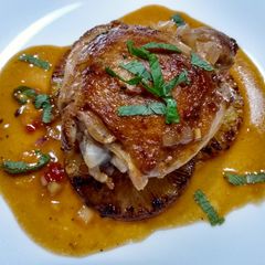 A picture of Chicken with pineapple sauce.