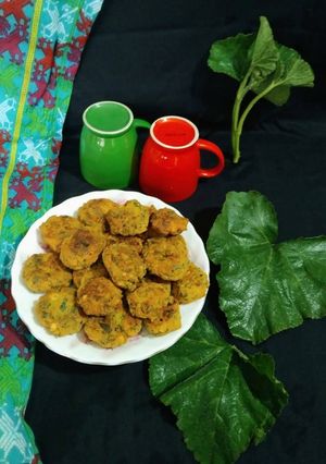 A picture of Pumpkin Leaves Fritters.