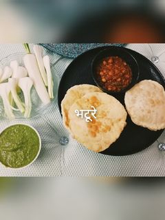 भटूरे (Bhature recipe in hindi) रेसिपी मुख्य फोटो