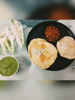 भटूरे (Bhature recipe in hindi) रेसिपी मुख्य फोटो