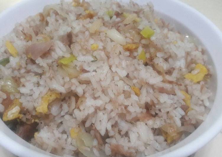 Bagaimana Menyiapkan Tuna Fried Rice Anti Gagal