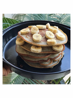A picture of Banana Pancakes.