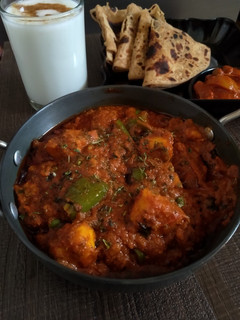 શાહી કડાઈ પનીર સબ્જી (Shahi Kadai Paneer Sabji Recipe in Gujarati.) રેસીપી મુખ્ય ફોટો