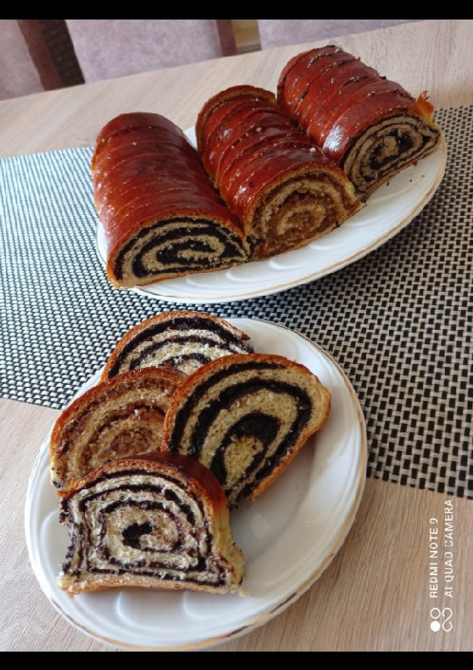 Diós, mákos, kakaós kalács recept fotója
