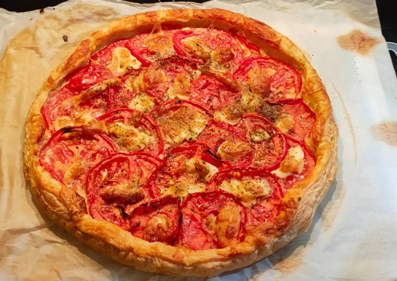 Tarte aux tomates et aux 2 fromages