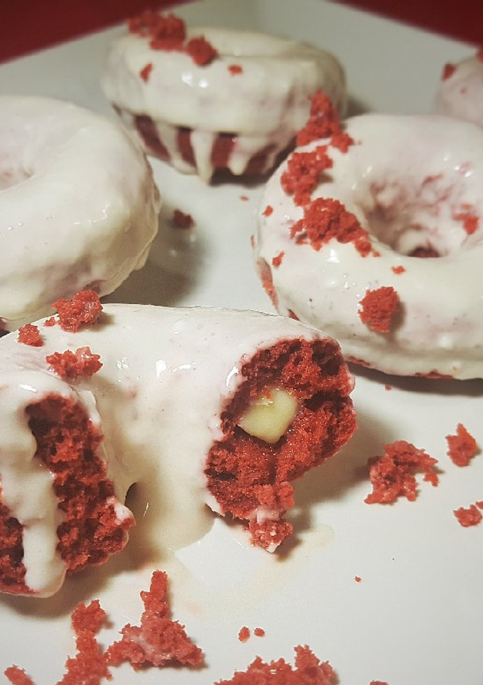 Una foto de Donuts red velvet (Versión 1 Burpee_vet)