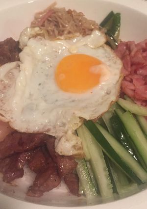 รูปของ ข้าวยำเกาหลี (บิบิมบับ)