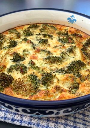 A picture of Broccoli Mozzarella Crustless Quiche.