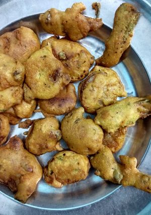 A picture of Onion Potato Pakode.