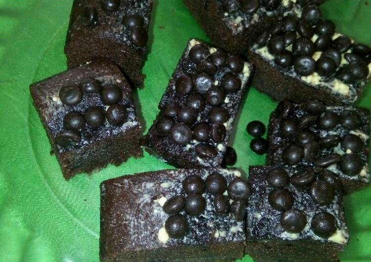 Bronis simpel (no mixer no oven), murah dan nyoklat banget 😋