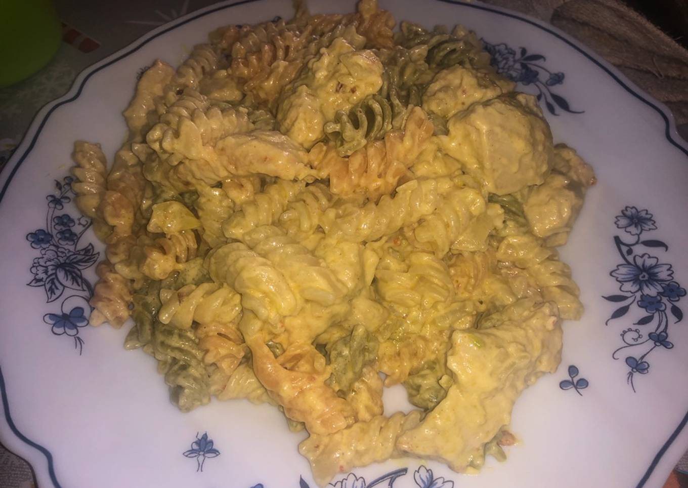 Salsa de Pollo al curry🍜 (para pastas)