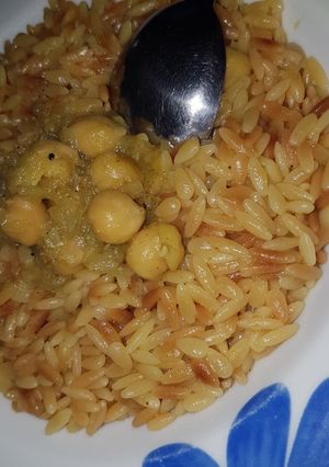 صورة لوصفة تليتلي مرق أبيض سهل و بنين