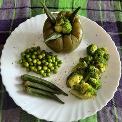 A picture of Boil Green Platter.